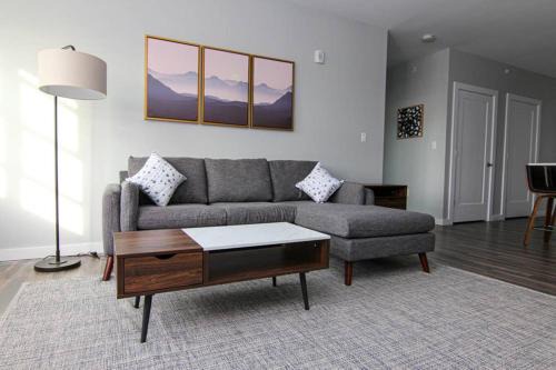 Reading Appartement | Luxury Apartment W Gym, Steps From Commuter Rail #2013