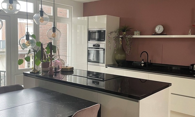 Oud-Zuid Appartement | Luxury apartment with roof terrace | Amsterdam Oud-Zuid
