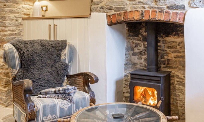 Malmesbury Maison | Luxury Bolthole in the Heart of the Cotswolds!