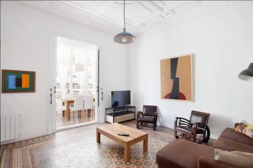 Dreta de l'Eixample Appartement | Luxury Business Apartment Gran Vía - 2 rooms - Romantic Eixample - 8min Passeig Gràcia