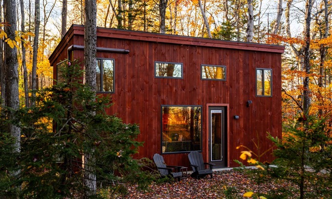 Cavendish Cabine | Luxury Cabin #3 Hot Tub, Kayaks, Paddle Boards, Private Fire Pit