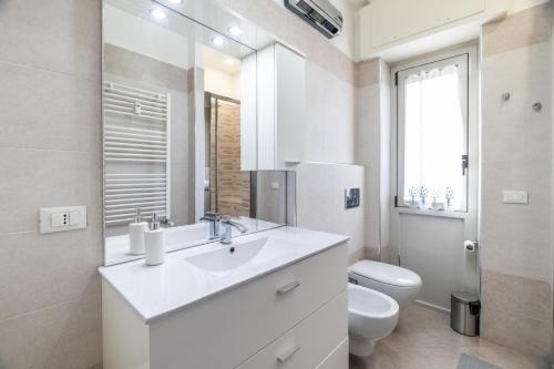 Cesano Boscone Appartement | luxury cesano apartament a due passi da Milano