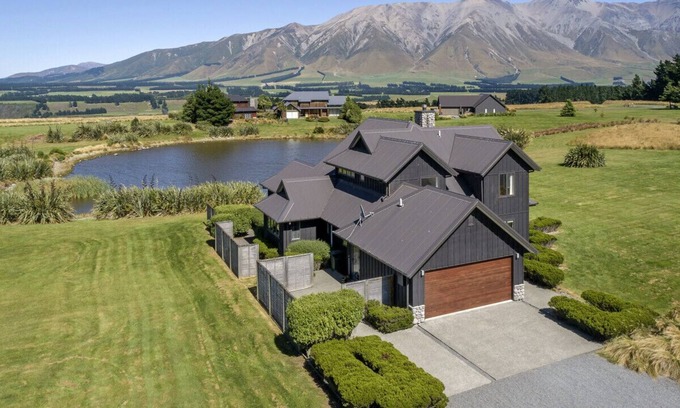 Windwhistle Chalet De Ski | Luxury Chalet at Terrace Downs - Yuki's Chalet
