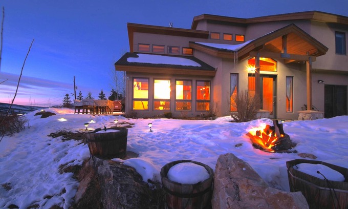 Silverthorne Maison | De superbes vues proche de toutes County ski de montagne. Luxe. Bain à remous extérieur confidentialité