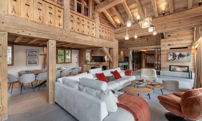 Meribel Village Chalet De Ski | Chalet 5⭐ à Méribel avec Spa, Salle de Sport, Proche des Pistes et Commerces