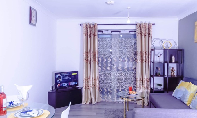 Coventry Appartement | Luxury City Apartment with Free Netflix & WiFi