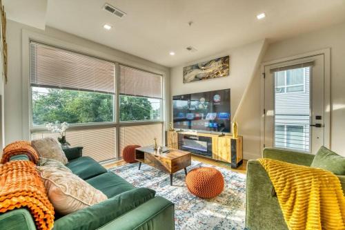 16th Street Heights Appartement | Luxury City Centered Oasis