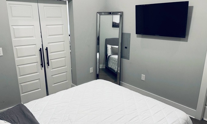North Decatur Appartement | Luxury Condo in Decatur, Atlanta