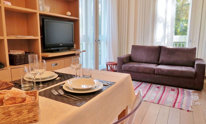 Tre Torri Appartement | Appartement lumineux et élégant dans le quartier Fiera de Milan
