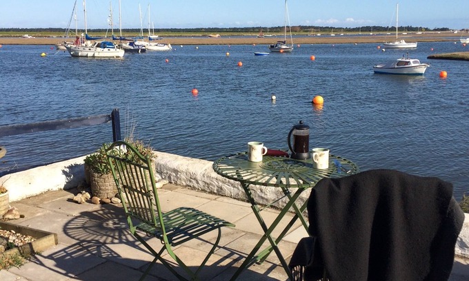 Wells-next-the-Sea Cottage | Cottage de luxe avec des vues spectaculaires et une terrasse donnant sur le ruisseau
