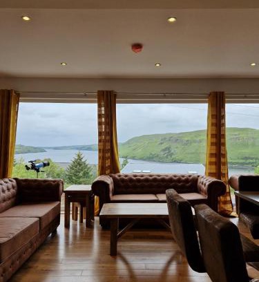 Isle of Skye Maison | Luxury Cottage by Fairy Pools 4
