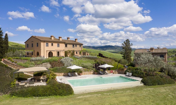 Peccioli Maison | GÎTE DE LUXE AVEC VUE PANORAMIQUE, VOISIN DIRECT D'UN GOLF CÉLÈBRE! (FRANTOIO)