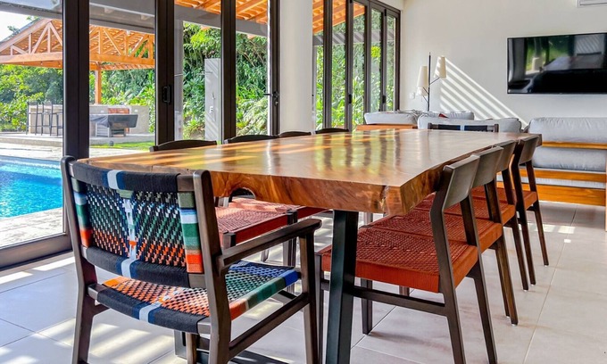 Samara Villa | Luxury Home With Ocean View