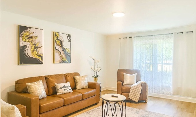 Westchester Appartement | Luxury Duplex Living in Westchester