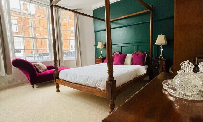 Heybridge Appartement | de Luxe-Appartement-Douche-The Bright Suite