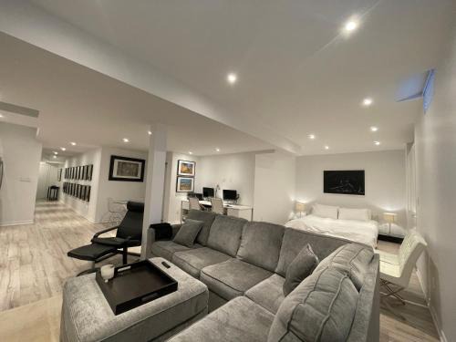 Glen Abbey Maison | Luxury Executive Studio