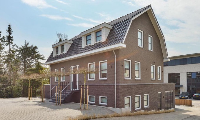 Aalsmeer Maison | Luxury Family Residence Schinkeldijkje