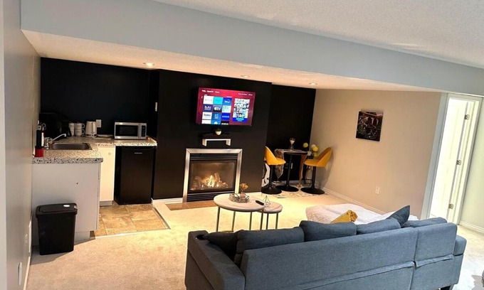 Chapel Hill South Appartement | Luxury & Free Parking Bachelor