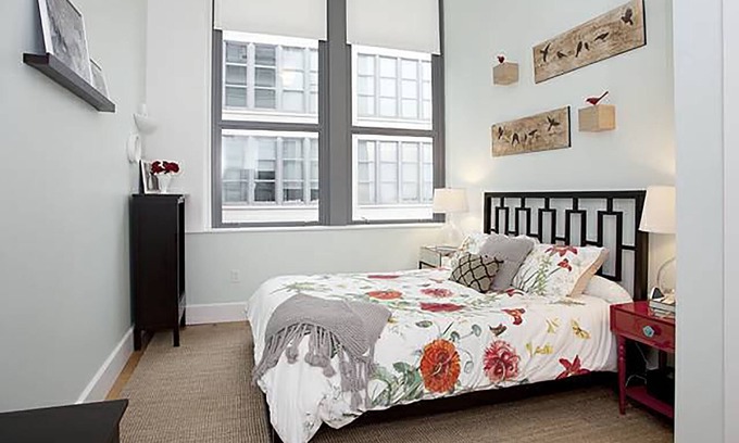 Jersey City Copropriété | Luxury furnished condo room and private bathroom. Quick NYC commute!