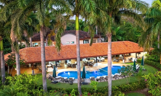Tamarindo Maison | Magnifique manoir près de la plage-cuisinier inclus! Options tout compris disponibles