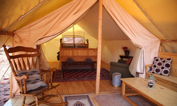 Moab Cabine | Luxury Glamping Tent in Moab | Sleeps 2