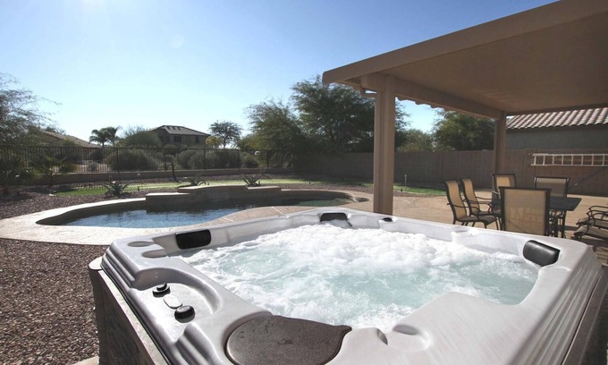 San Tan Valley Maison | Prestige Golf Propriété - Piscine chauffée - Spa - Putting Green - HDTV