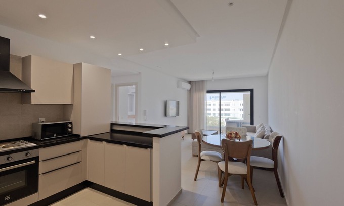 Sousse - Monastir Appartement | Luxury guest apartment with picine topogon picine parking space