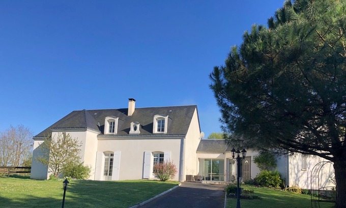 Mayet Maison | Luxury guest house near the 24h circuit of Le Mans