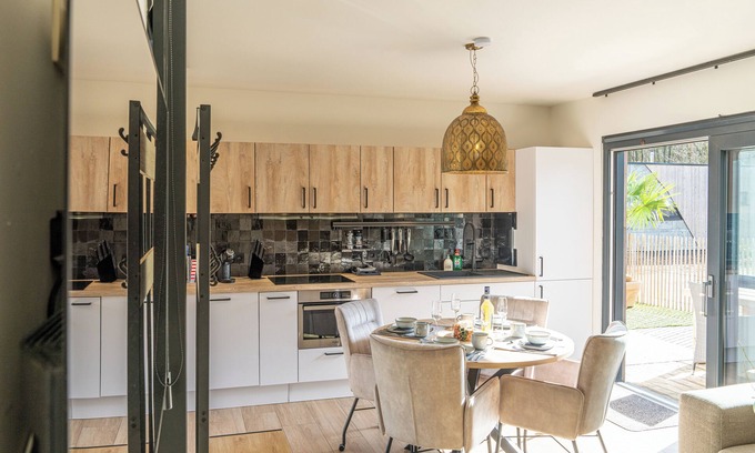 Zutendaal Maison | Luxury holiday home in the woods for 4 people
