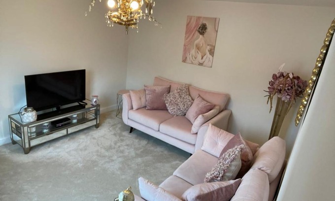East Kilbride Maison | Luxury House (COP26)