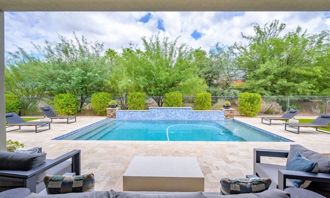 Pinnacle Peak Maison | Luxury in North Scottsdale sleeps 10