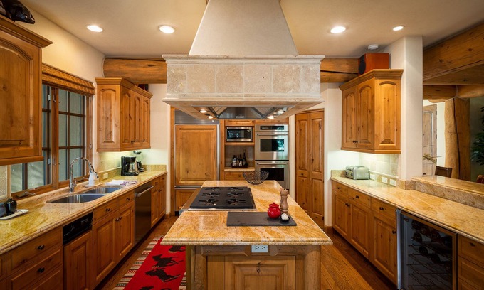 Ketchum Maison | Luxury Ketchum Home - Walk to River Run Lodge, Walk to Downtown