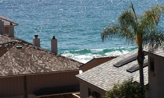 Blue Lagoon Copropriété | LUXURY LAGUNA BEACH COTTAGE-- 2019-2020 Disque de réservation anticipée. -Nouvellement rénové