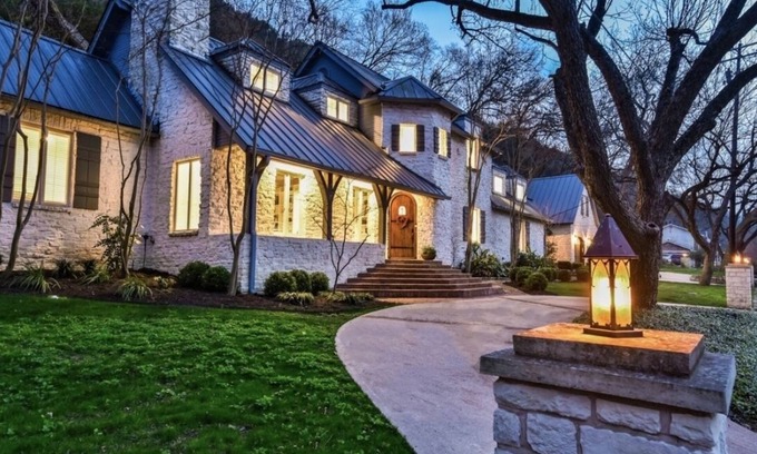 Rivercrest Maison | Pays français magnifique au bord du lac Austin! SXSW, ACL et Formule Un: bienvenue!