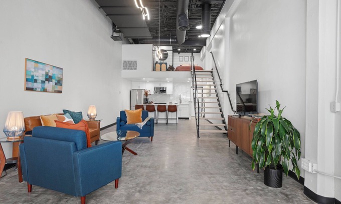 Cortez Hill Appartement | LUXURY Loft- Across the street from Balboa Park & Zoo, Little Italy & Petco Park