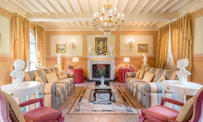 Vorno Appartement | Luxury Lucca villa Su