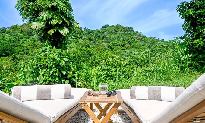 Furnias Maison | Luxury Meets Nature - Secluded Retreat, Jacuzzi, Tropical Garden, Mountain Views