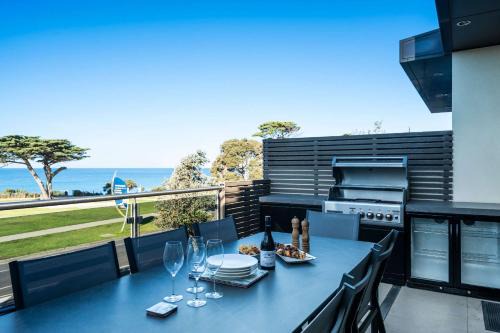 Torquay Appartement | Luxury Meets Oceanfront Bliss on The Esplanade
