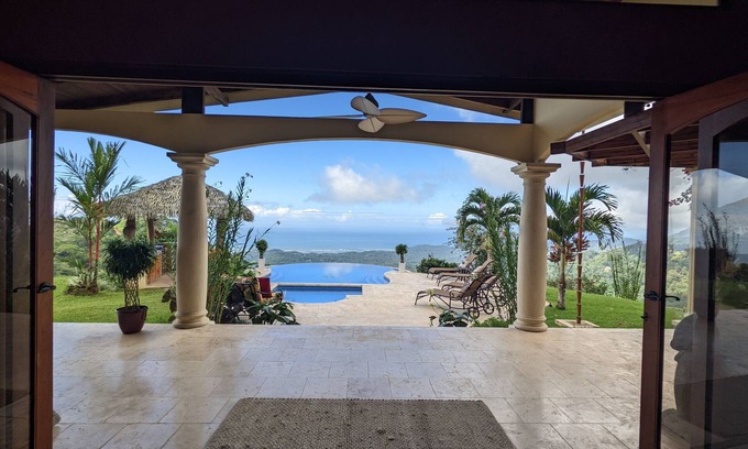 Ciudad Cortes Maison | Montagne de Prestige Villa avec vue époustouflante sur l'océan Pacifique