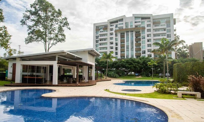 Heredia Appartement | Luxury NEW Apt -24/7 sec- 10 min from SJO Airport
