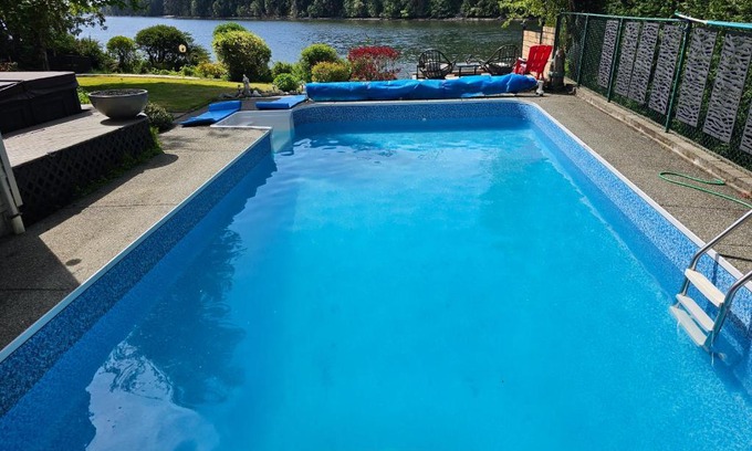 North Oyster Villa | luxury ocean dock pool villa