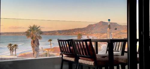 Primo Tapia Appartement | Luxury, Ocean View, Pool, Jacuzzi, Valle de Guadalupe, Los Portales De Garcia, Splash, Encanto Restaurants, Surf Breaks in Primo Tapia, Rosarito