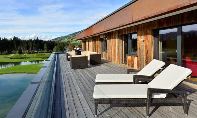 Westendorf Appartement | Luxury Penthouse, roof terrace, pool, at the golf course, PURE Resort Westendorf