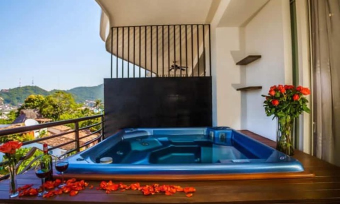 Amapas Appartement | Luxury Pinnacle with jacuzzi