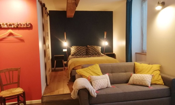 Saint-Michel-de-Lanes Maison | Luxury room in the heart of the village