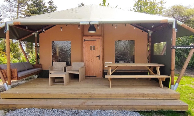 Grou Cottage | Luxury safari tent in Friesland, Grou