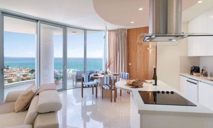 Skala Appartement | Luxury Sea View Apartment with Rooftop Pool near Mackenzie Beach