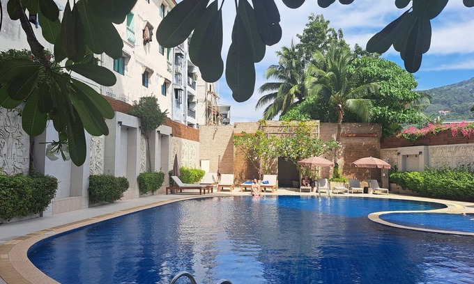 Patong Station Balnéaire | Luxury Seaview Retreat near Beach & Bangla Road