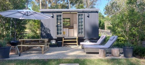 Buffalo Hills Game Reserve Chalet De Ski | Luxury Shepherds Hut Farm Retreat