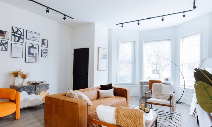 Woodlawn Copropriété | Luxury Stay on UChicago Campus 11 min walk to hospitals